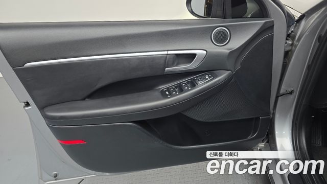 Hyundai Sonata 2022 — photo 14