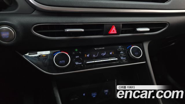 Hyundai Sonata 2022 — photo 29