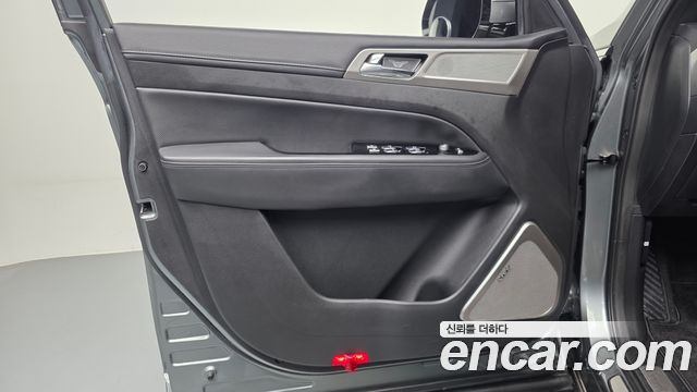 KG Mobility Rexton 2019 — photo 14