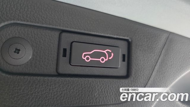 KG Mobility Rexton 2019 — photo 27