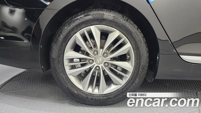 Hyundai Grandeur 2016 — photo 5