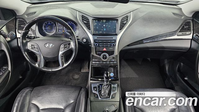 Hyundai Grandeur 2016 — photo 10