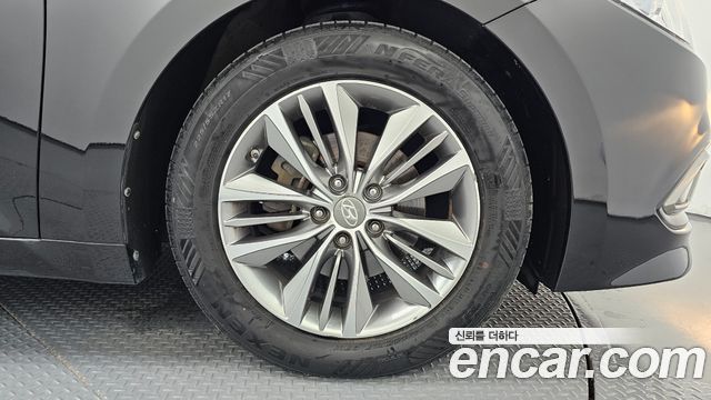 Hyundai Grandeur 2016 — photo 7