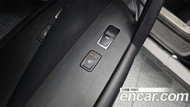 Hyundai Grandeur 2016 — photo 28