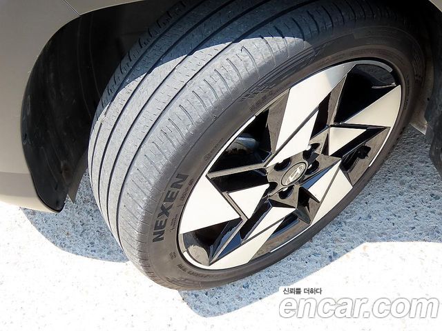 Hyundai Kona 2023 — photo 20