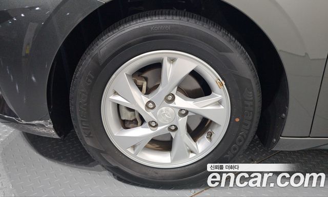 Hyundai AVANTE 2021 — photo 5