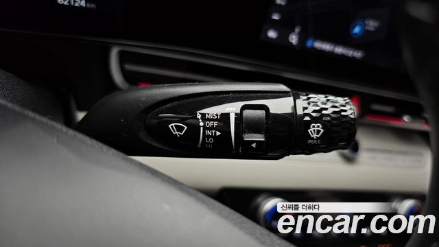 Hyundai AVANTE 2021 — photo 24