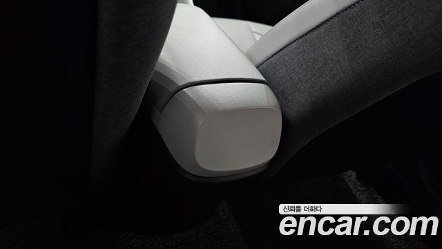 Hyundai AVANTE 2021 — photo 25