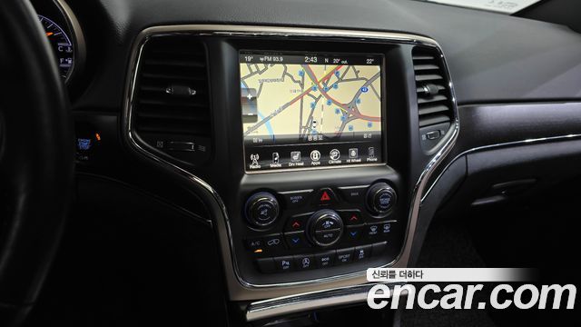 Jeep Cherokee 2017 — photo 12