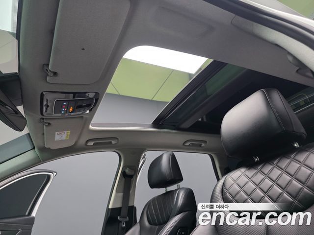 Hyundai Santafe 2021 — photo 11