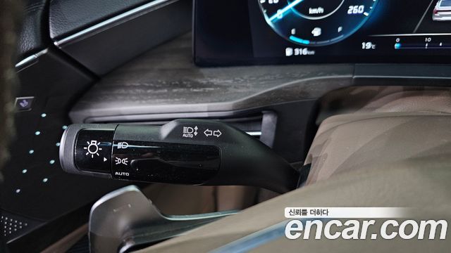 Kia K8 2023 — photo 35