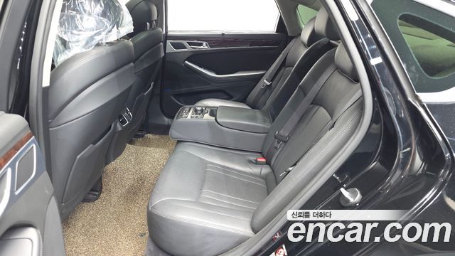 Hyundai Genesis 2016 — photo 17