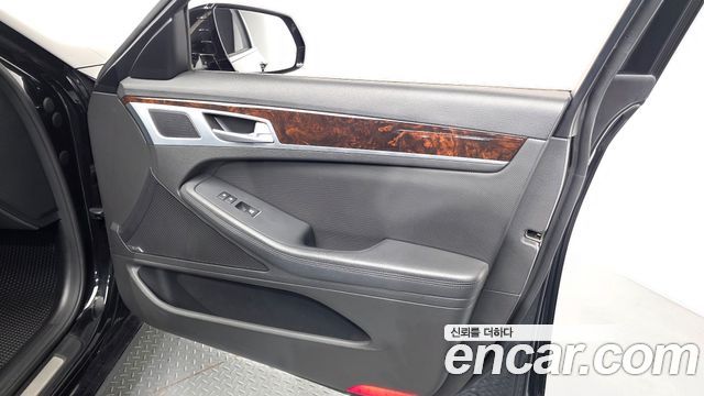 Hyundai Genesis 2016 — photo 14