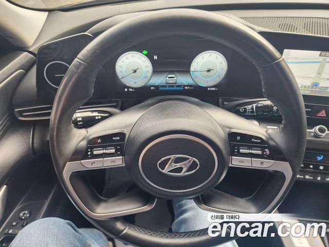 Hyundai AVANTE 2021 — photo 13