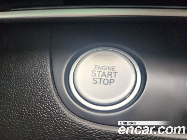 Hyundai AVANTE 2021 — photo 17