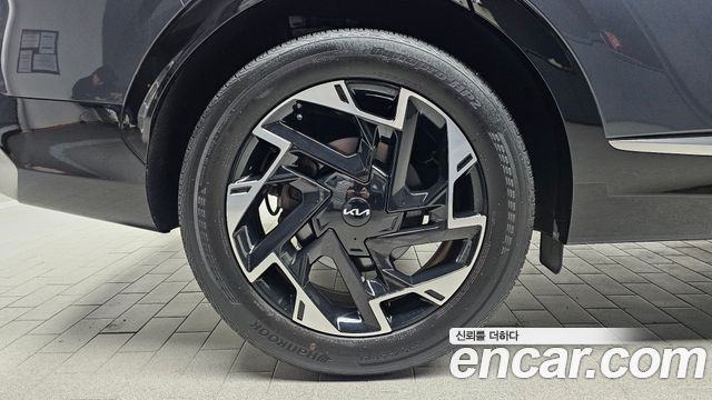 Kia Sportage 2023 — photo 5