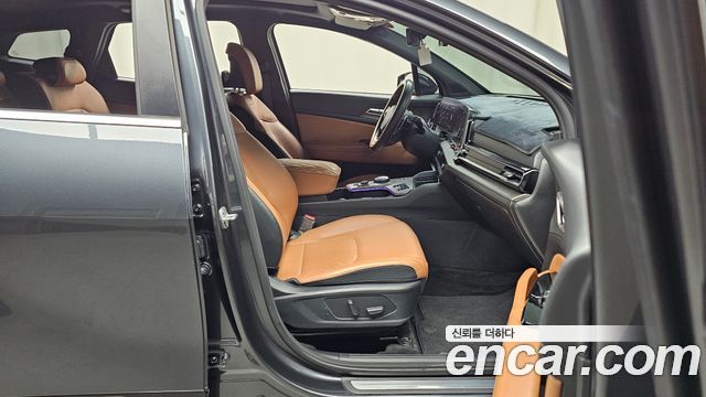 Kia Sportage 2023 — photo 16