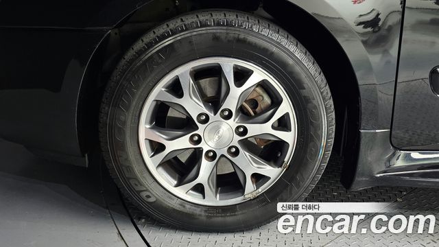 Kia Canival 2013 — photo 5