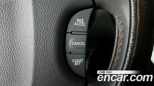 Kia Canival 2013 — photo 23