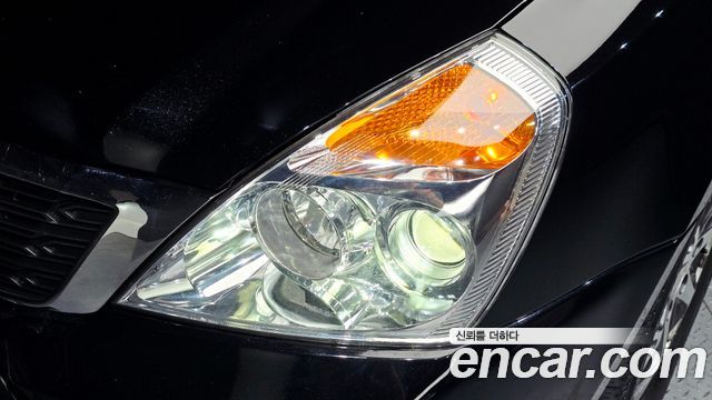 Kia Canival 2013 — photo 8