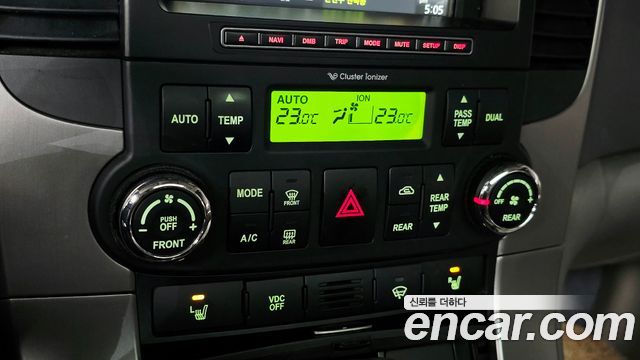 Kia Canival 2013 — photo 31