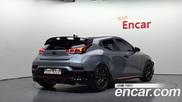 Hyundai Veloster 2019 — photo 2