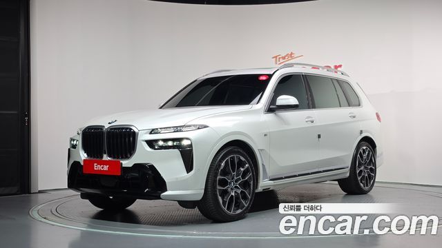 BMW X7 2025 — photo 1