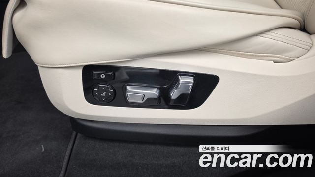 BMW X7 2025 — photo 31