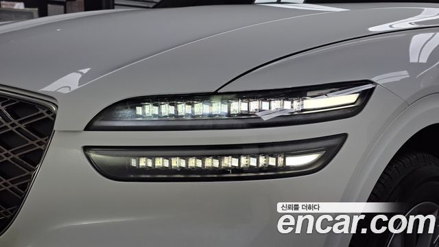 Genesis GV70 2026 — photo 8