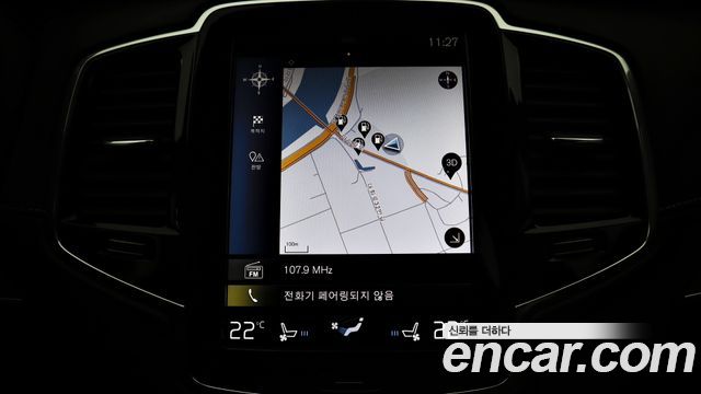 Volvo XC90 2018 — photo 13