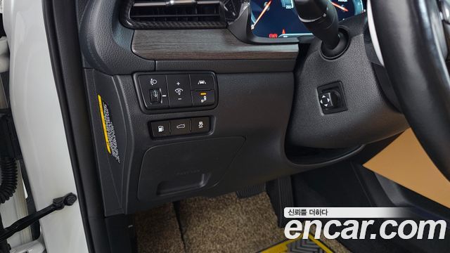 Kia K7 2020 — photo 28