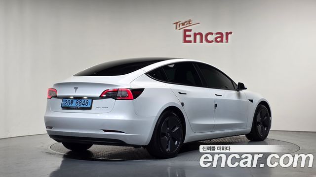 Tesla Model 3 2022 — photo 2
