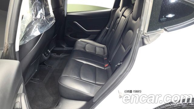 Tesla Model 3 2022 — photo 17