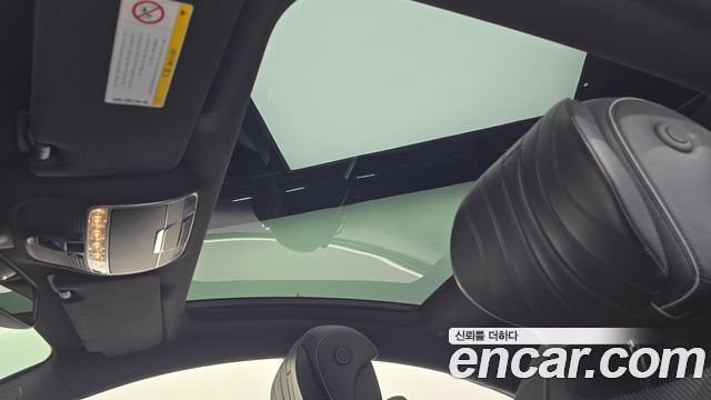 Mercedes-Benz S-Class 2017 — photo 22