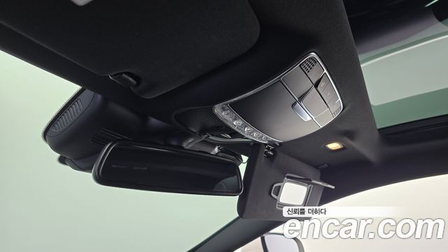 Mercedes-Benz S-Class 2017 — photo 27