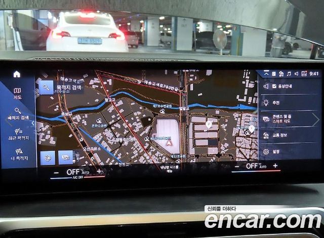 BMW 3-Series 2024 — photo 14