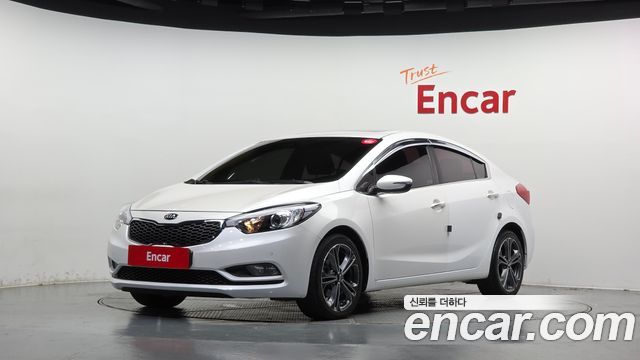 Kia K3 2015 — photo 1
