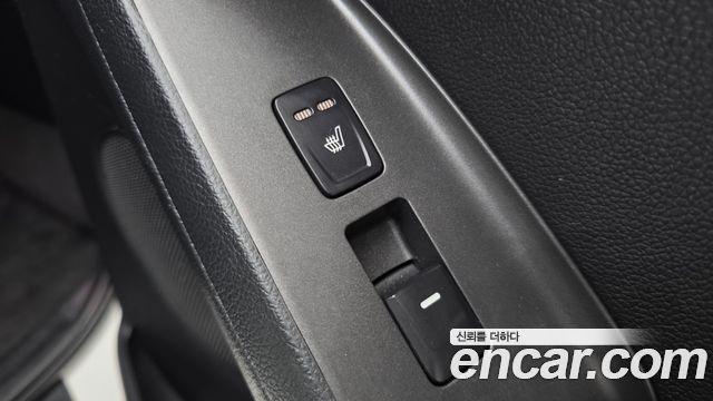 Kia K3 2015 — photo 18
