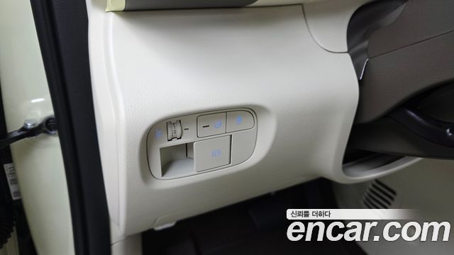 Hyundai Casper 2027 — photo 24