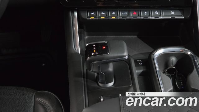 GMC Sierra 2023 — photo 12