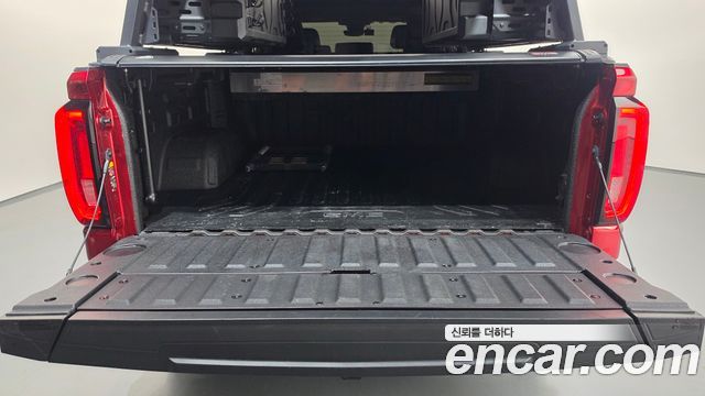 GMC Sierra 2023 — photo 26
