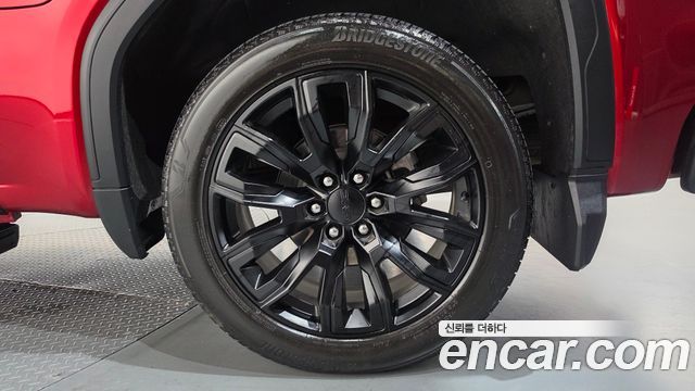 GMC Sierra 2023 — photo 7