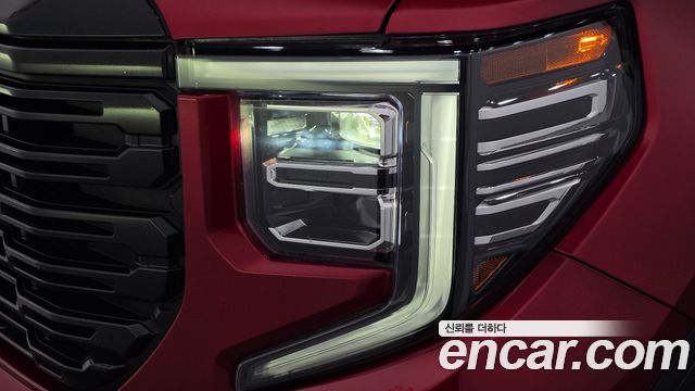 GMC Sierra 2023 — photo 8