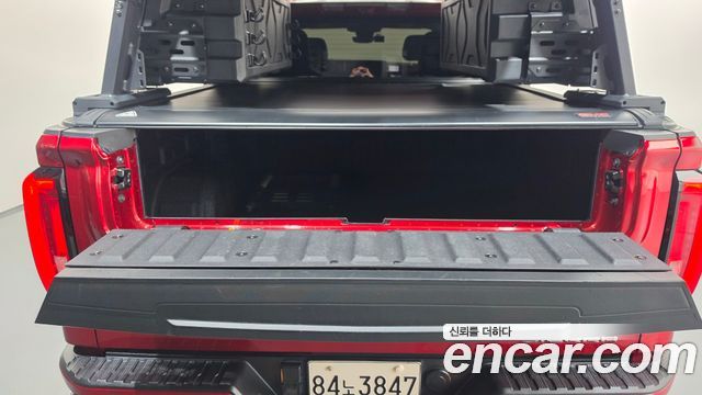 GMC Sierra 2023 — photo 27