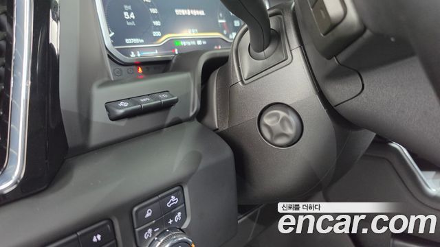 GMC Sierra 2023 — photo 30