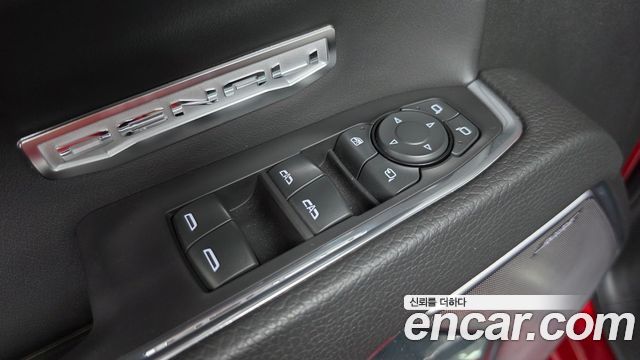 GMC Sierra 2023 — photo 43