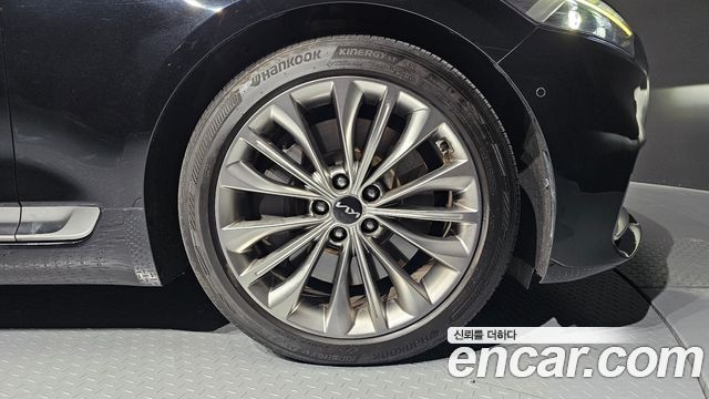 Kia K9 2022 — photo 7