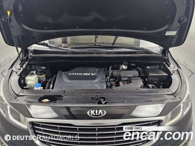Kia Canival 2016 — photo 6
