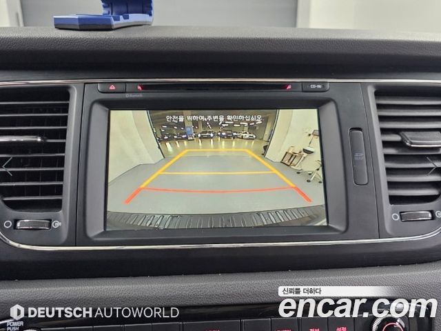 Kia Canival 2016 — photo 15