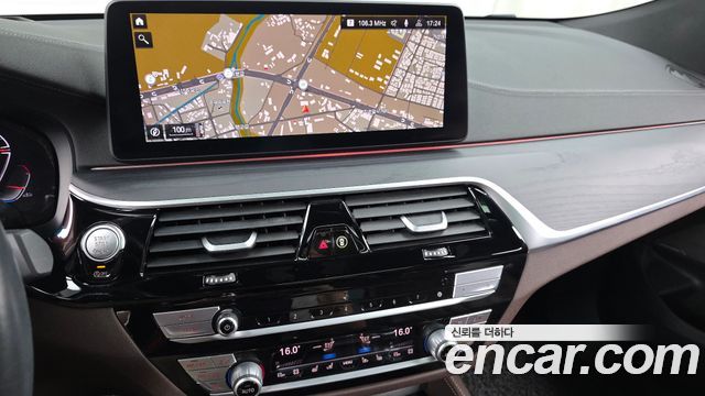 BMW Gran Turismo 2022 — photo 19